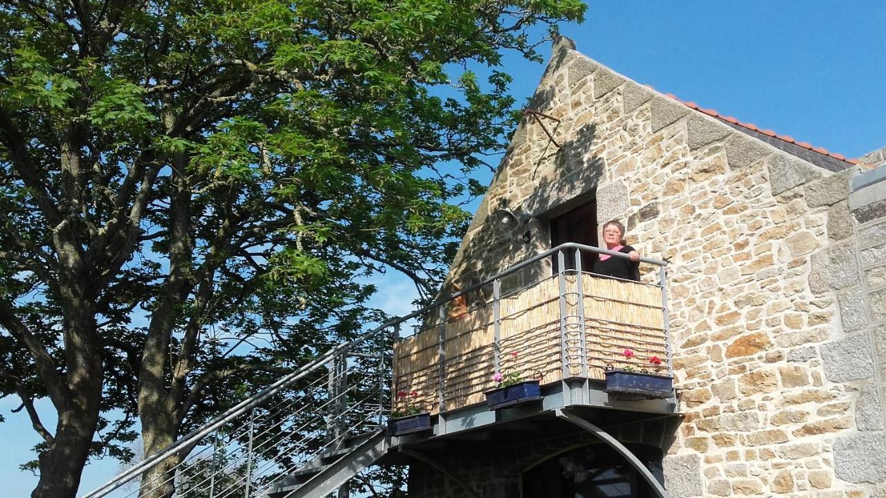 Cléder La Grange Aux Lievres, Gites Kerdoel מראה חיצוני תמונה