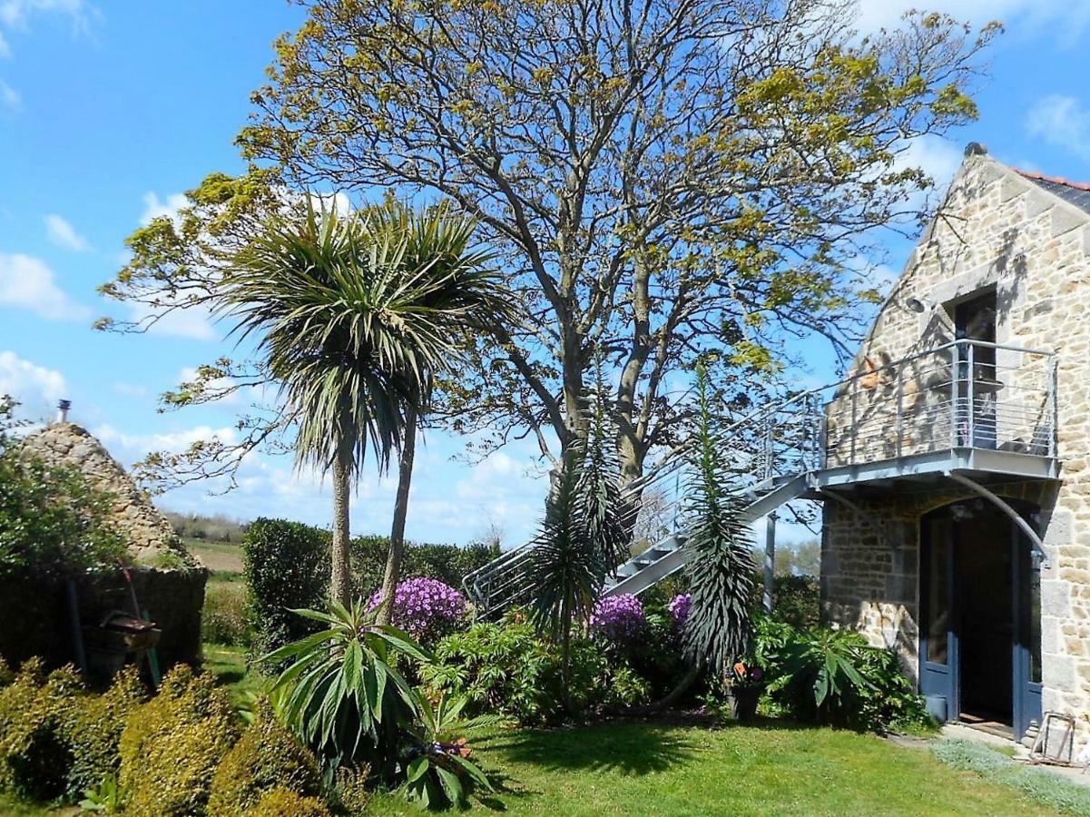 Cléder La Grange Aux Lievres, Gites Kerdoel מראה חיצוני תמונה